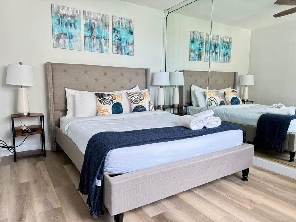 City View Newly Renovated 3 Beds w Free Parking LM909 Apartment in Atlanta
