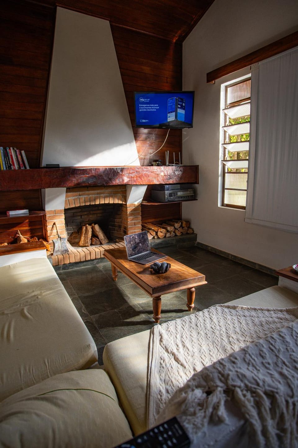 Library, TV and multimedia, Living room, fireplace
