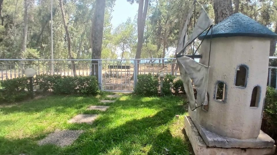 Garden, Garden view
