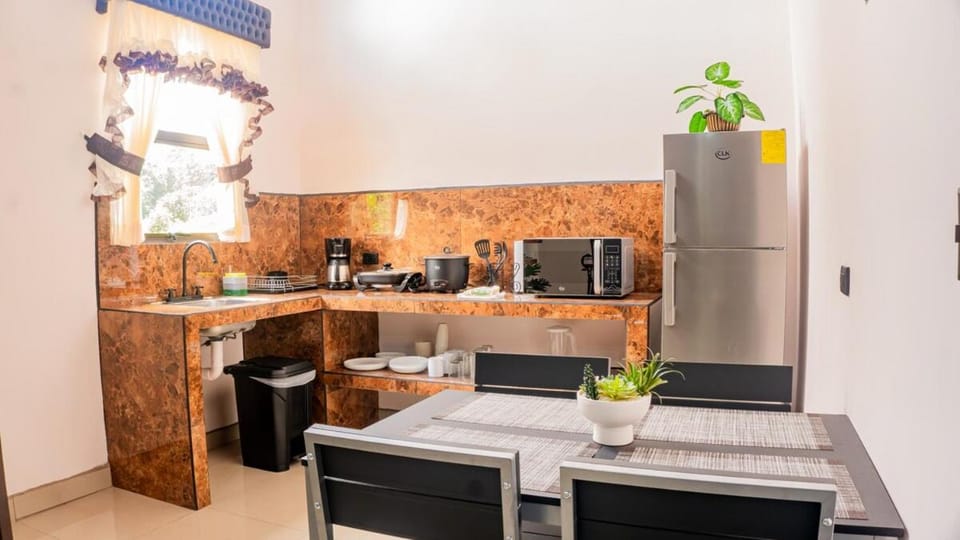 Toucan Villa Rio Cuarto Apartment in Alajuela Province