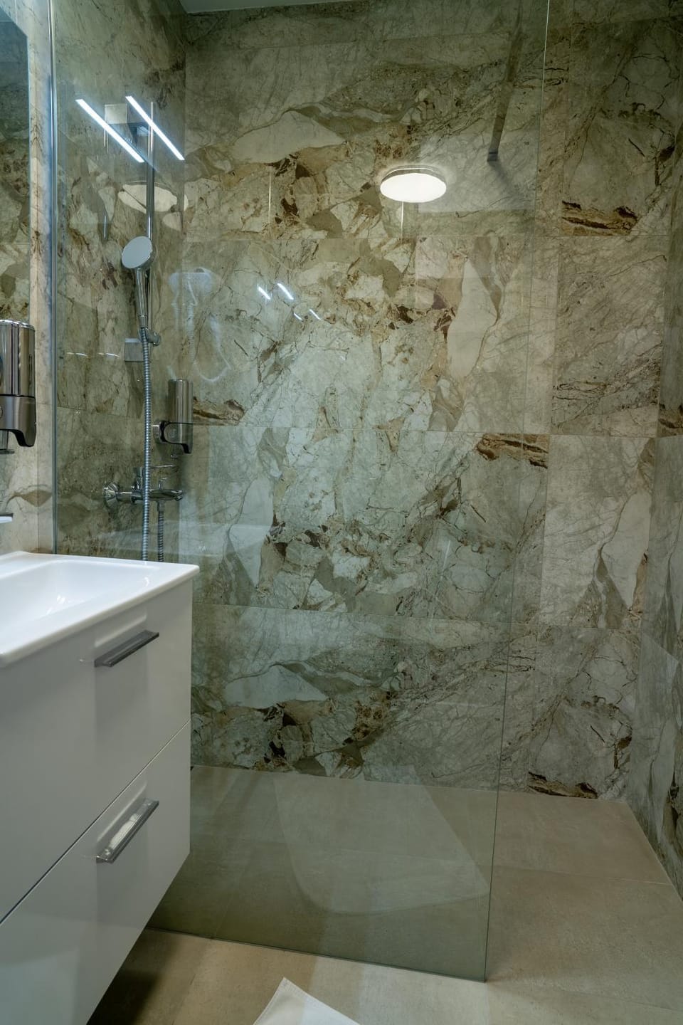 SEE YOU Apartments Apartment hotel in Serbia