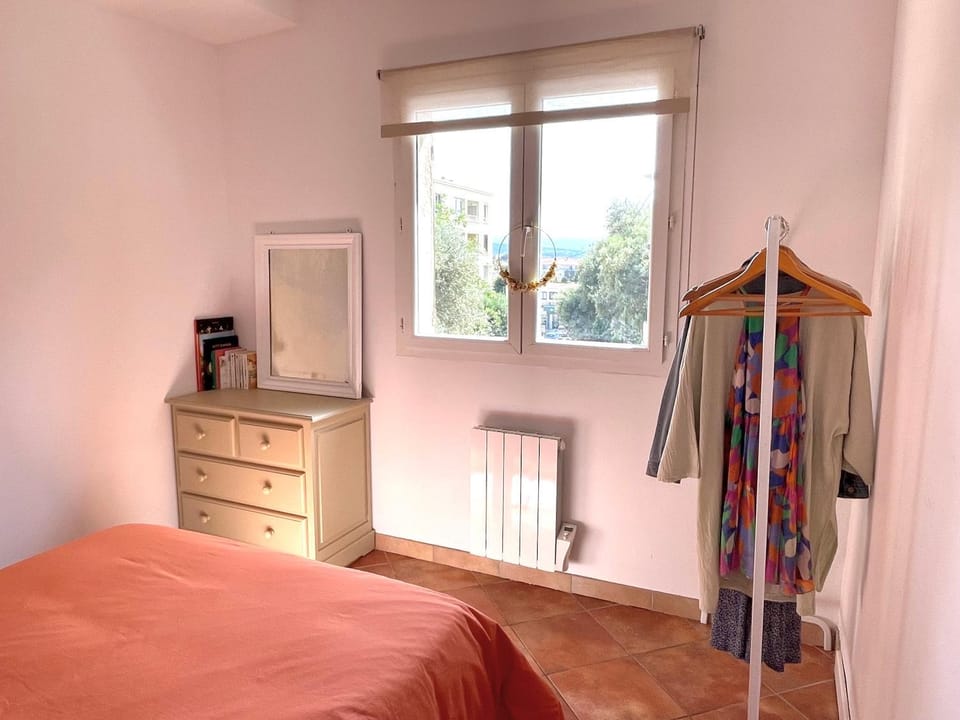 Bed, Bedroom, storage