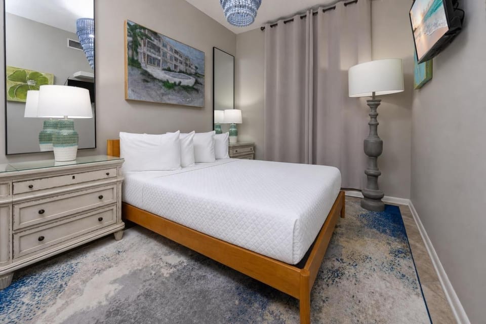 Phoenix X 104 condo Apartment in Ono Island
