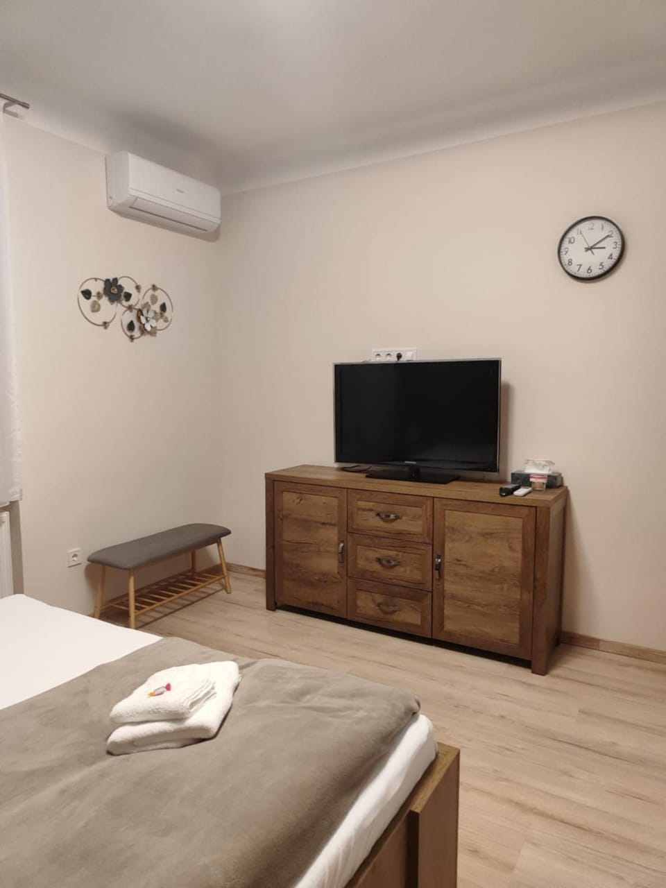 TV and multimedia, Bedroom