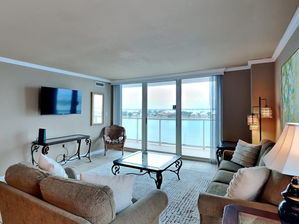 Sabine Yacht & Racquet #8D Apartment in Pensacola Beach