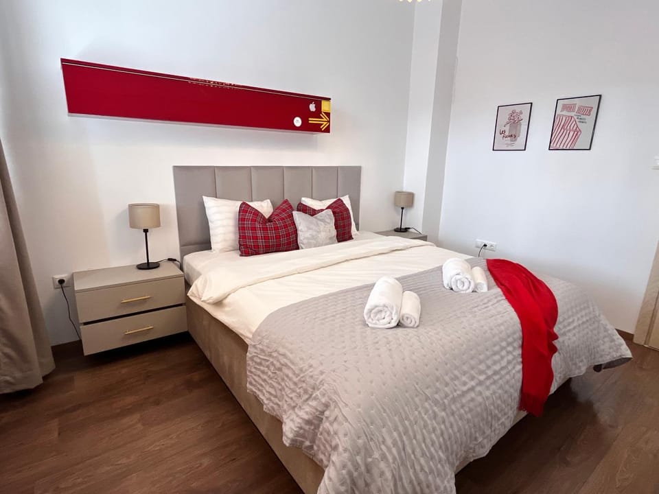 Bed, Bedroom