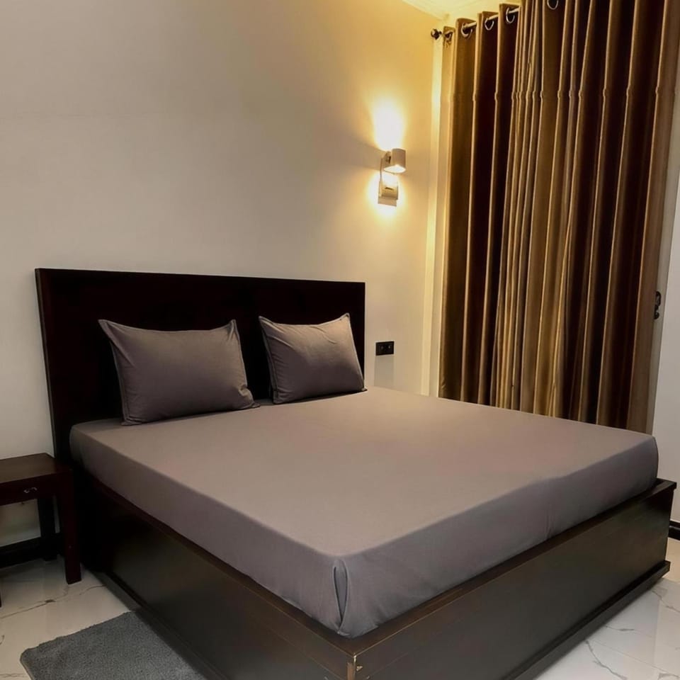Elite Bay Arugambay Hotel in Sri Lanka