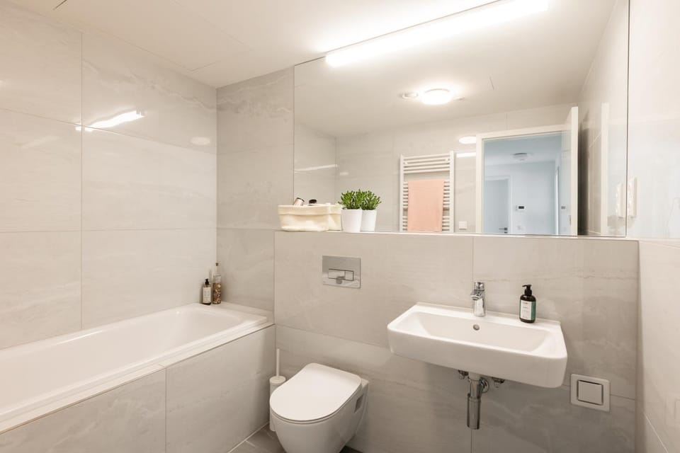 Toilet, Bathroom, Bath