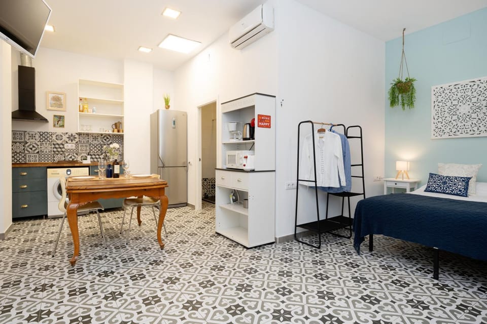 EXT Studio todo equipado, 15' de BCN centro 8' playa Apartment in Barcelona