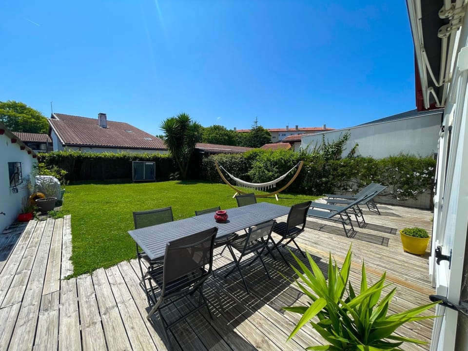 Patio, Garden, Garden view