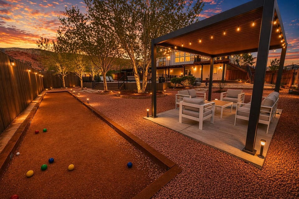 Exclusive Retreats 6 Bedroom 6 Bath Desert Paradise with Private Heated Pool House in Spanish Valley