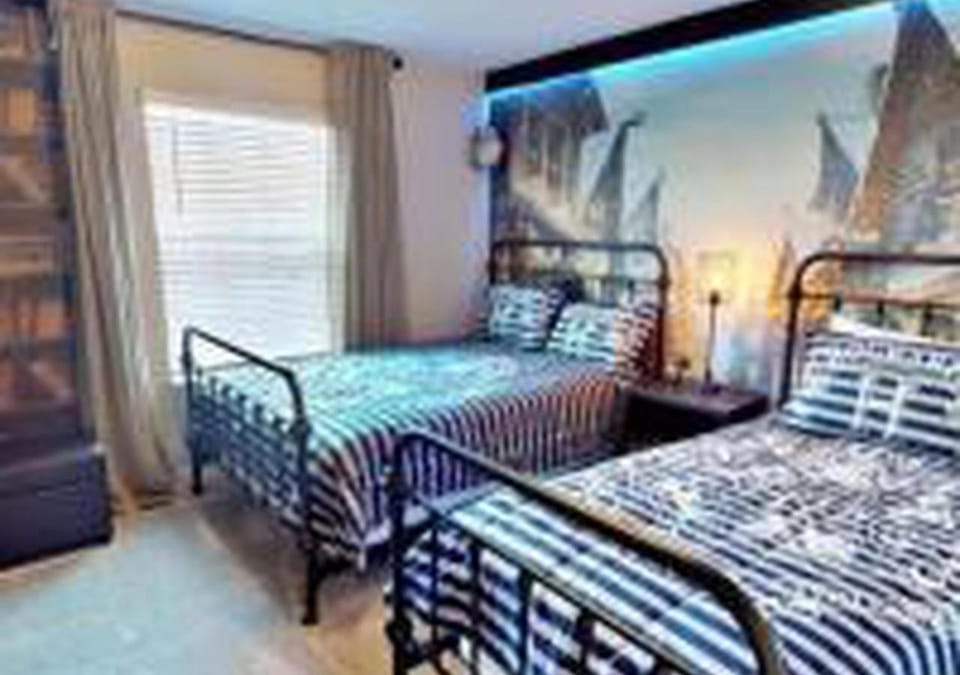 4826 LL - Storey Lake Dream 4BR Pool Home Near Disney House in Kissimmee