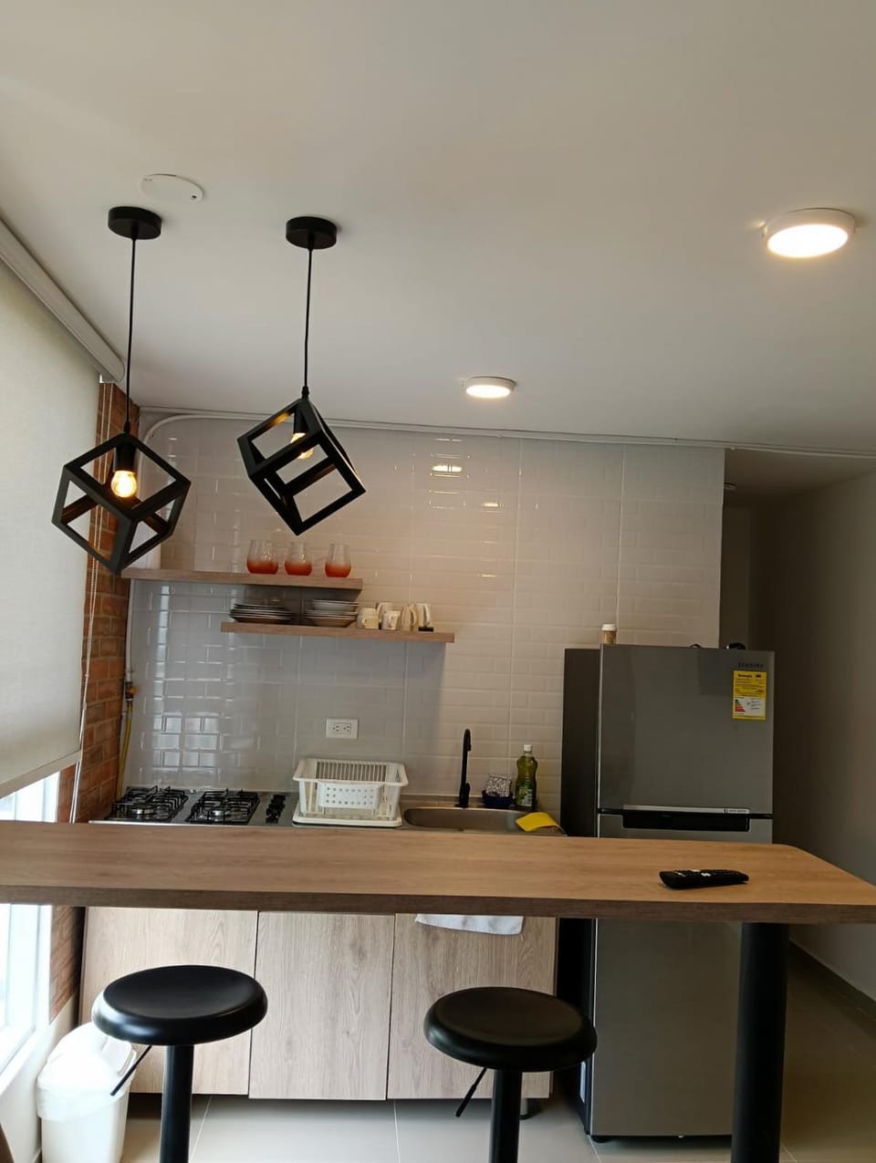 Kitchen or kitchenette, Dining area, stove