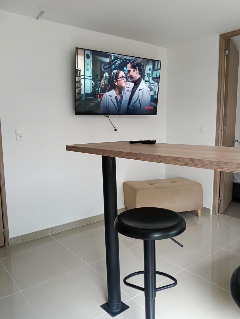 Communal lounge/ TV room, TV and multimedia, Evening entertainment