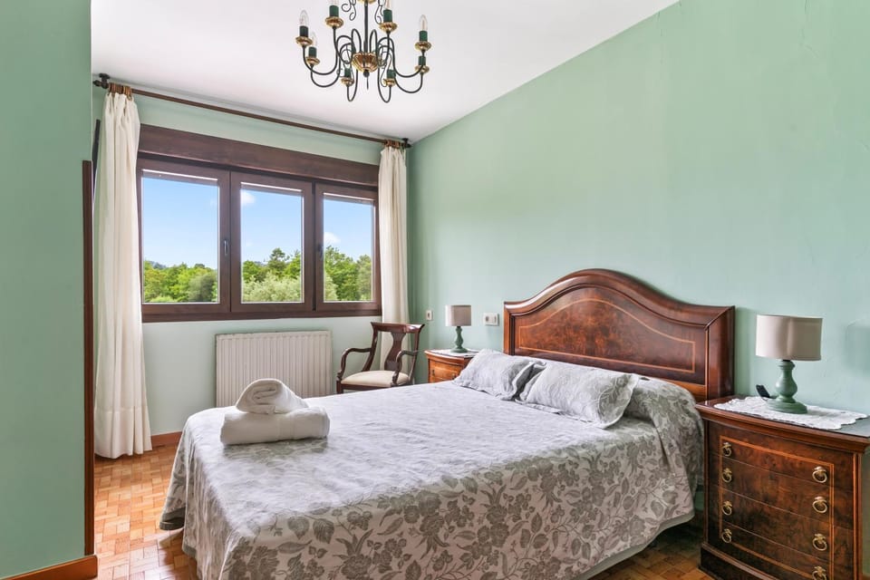 Living room, Bedroom
