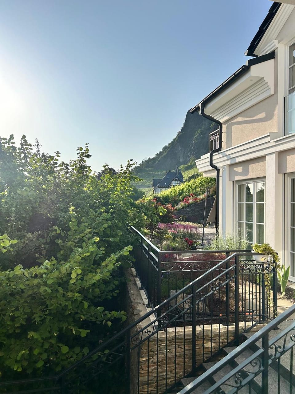 Natural landscape, Balcony/Terrace, Garden view