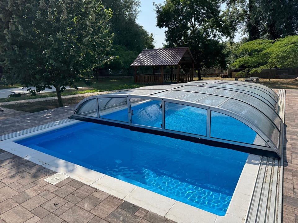 Sziget Apartmanház Apartment in Vojvodina