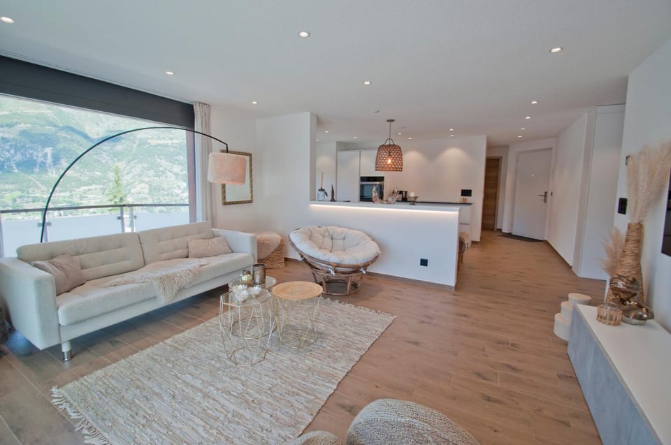 Chalet Sunnustrahl Apartment in Canton of Valais