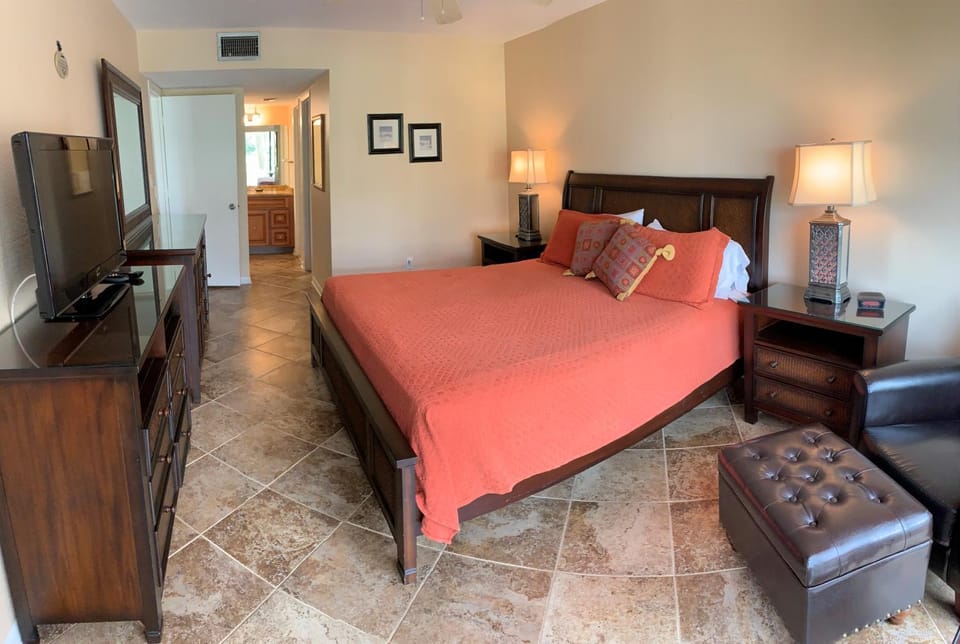 Siesta Dunes 5-101 by Siesta Dunes Apartment in Siesta Beach