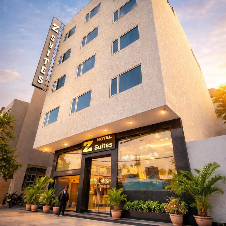 Property building, Facade/entrance