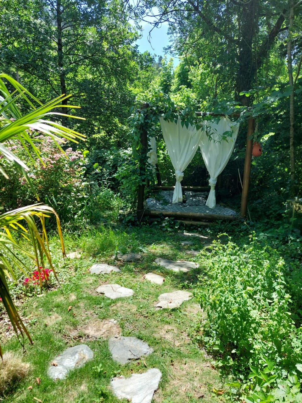 Bed, Natural landscape, Garden, Bedroom, Garden view