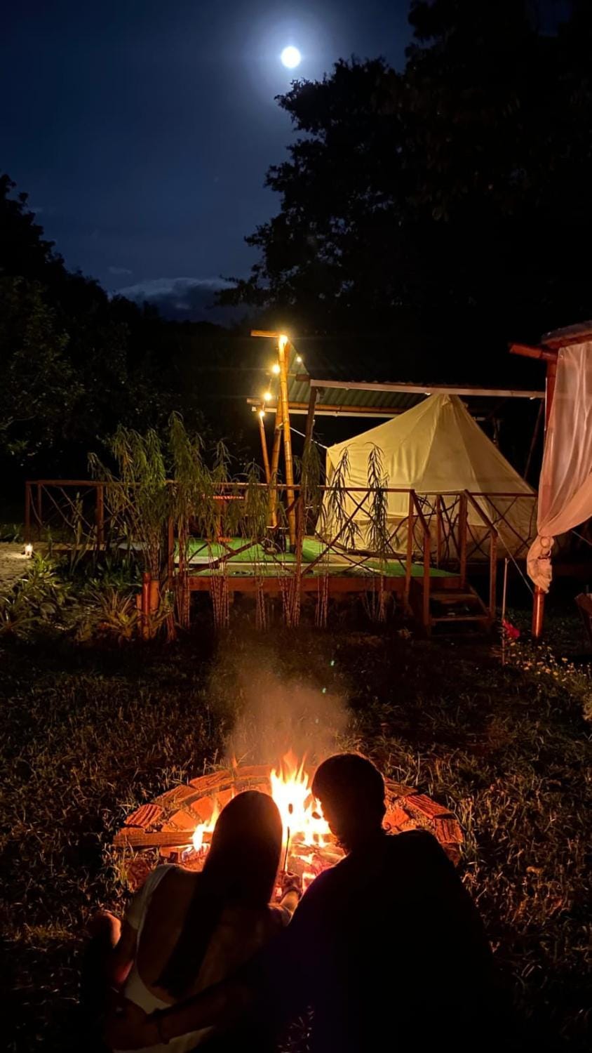 La villa Glamping Luxury tent in Buga