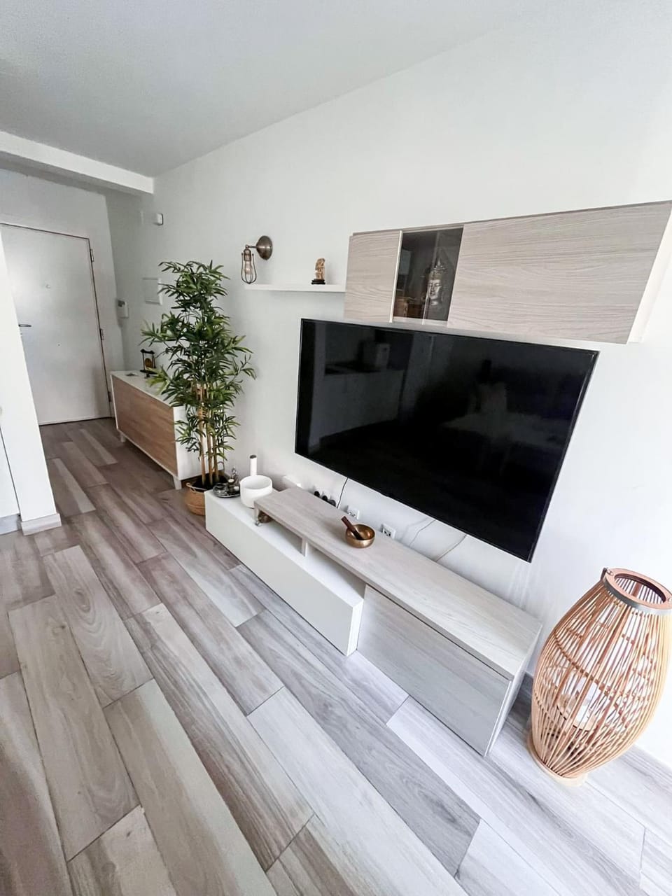 PLAZAMAR 2 ESTUDIO- HOME RENt MALAGA Apartment in Torre del Mar