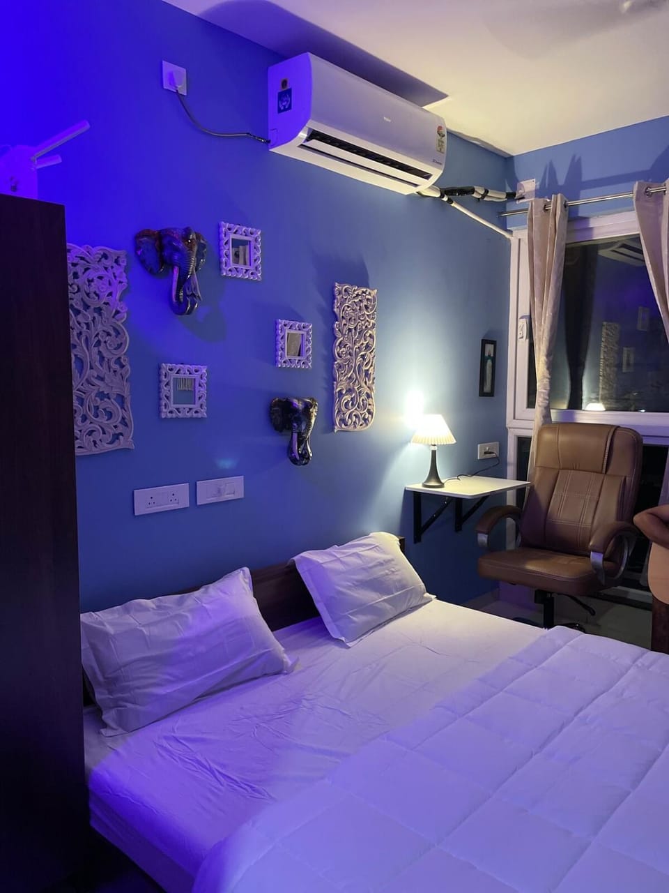 The Blue Tranquil Apartment in Pune