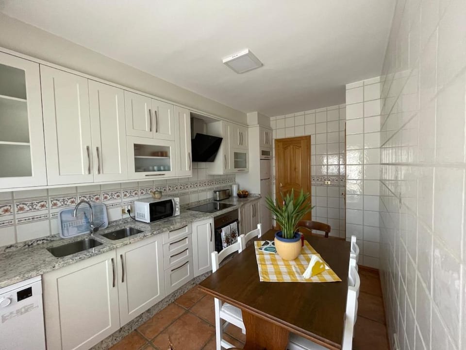 Acogedor piso en Sarria Apartment in Galicia