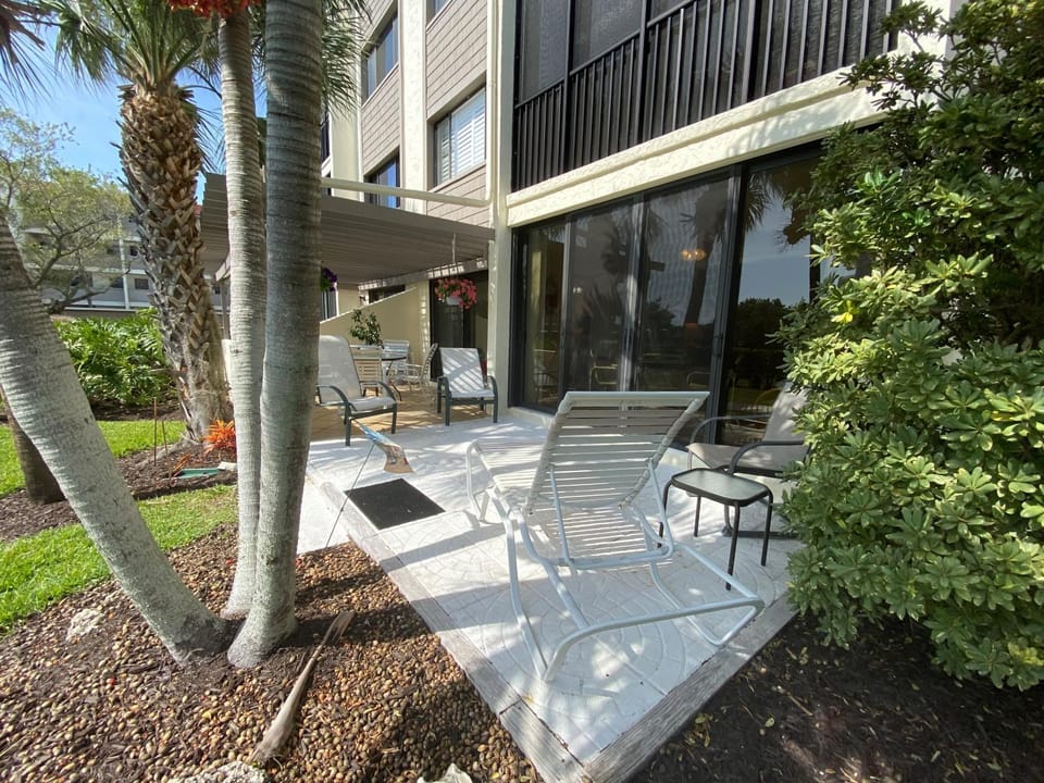 Siesta Dunes 1-108 by Siesta Dunes Apartment in Siesta Beach