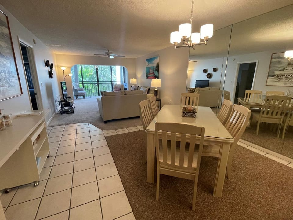 Siesta Dunes 1-201 by Siesta Dunes Apartment in Siesta Beach