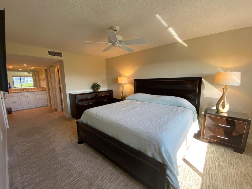 Siesta Dunes 1-403 by Siesta Dunes Apartment in Siesta Beach