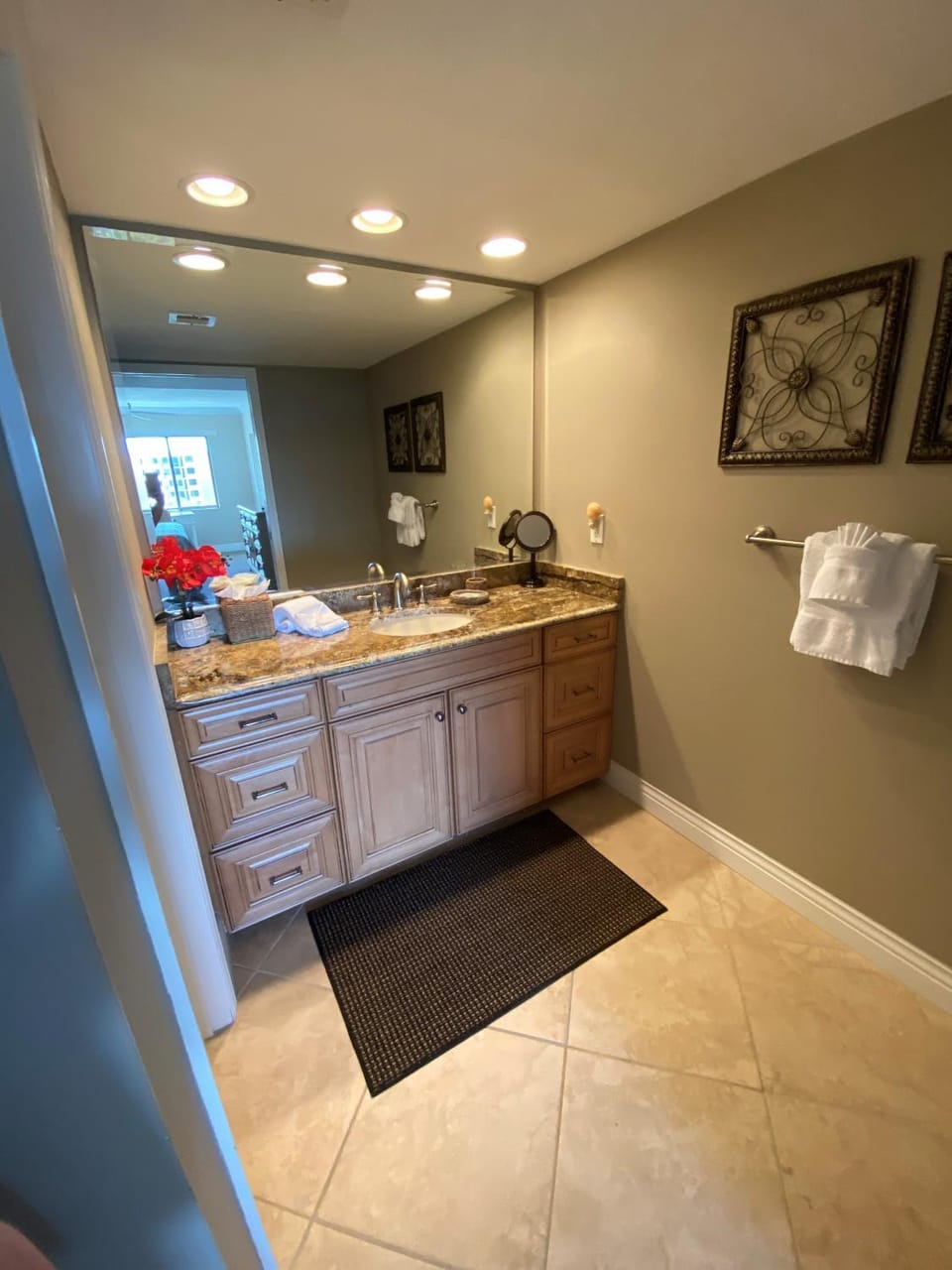 Siesta Dunes 1-406 by Siesta Dunes Apartment in Siesta Beach