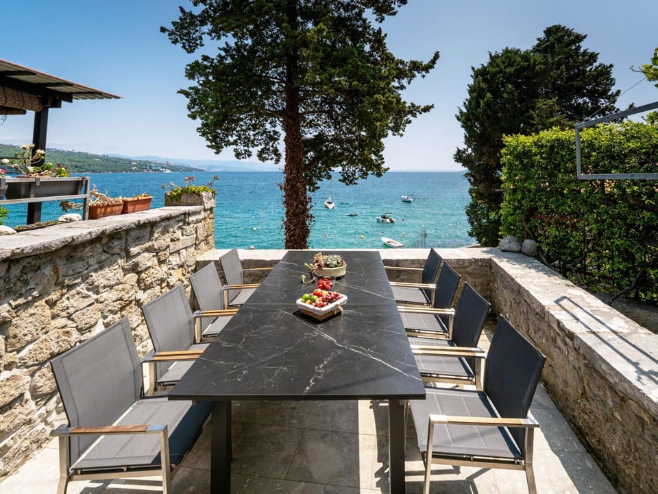 View (from property/room), Balcony/Terrace, Sea view