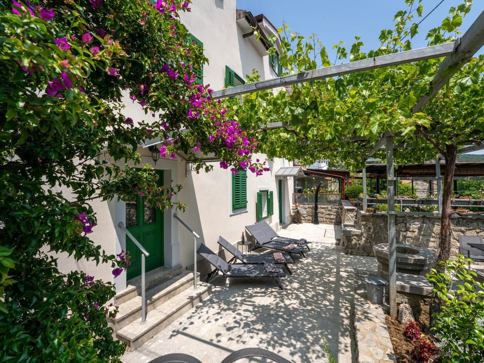 Patio, Balcony/Terrace
