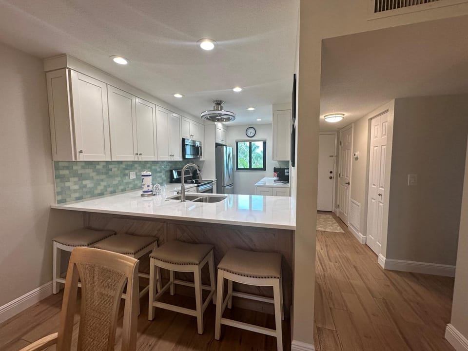 Siesta Dunes 2-309 by Siesta Dunes Apartment in Siesta Beach
