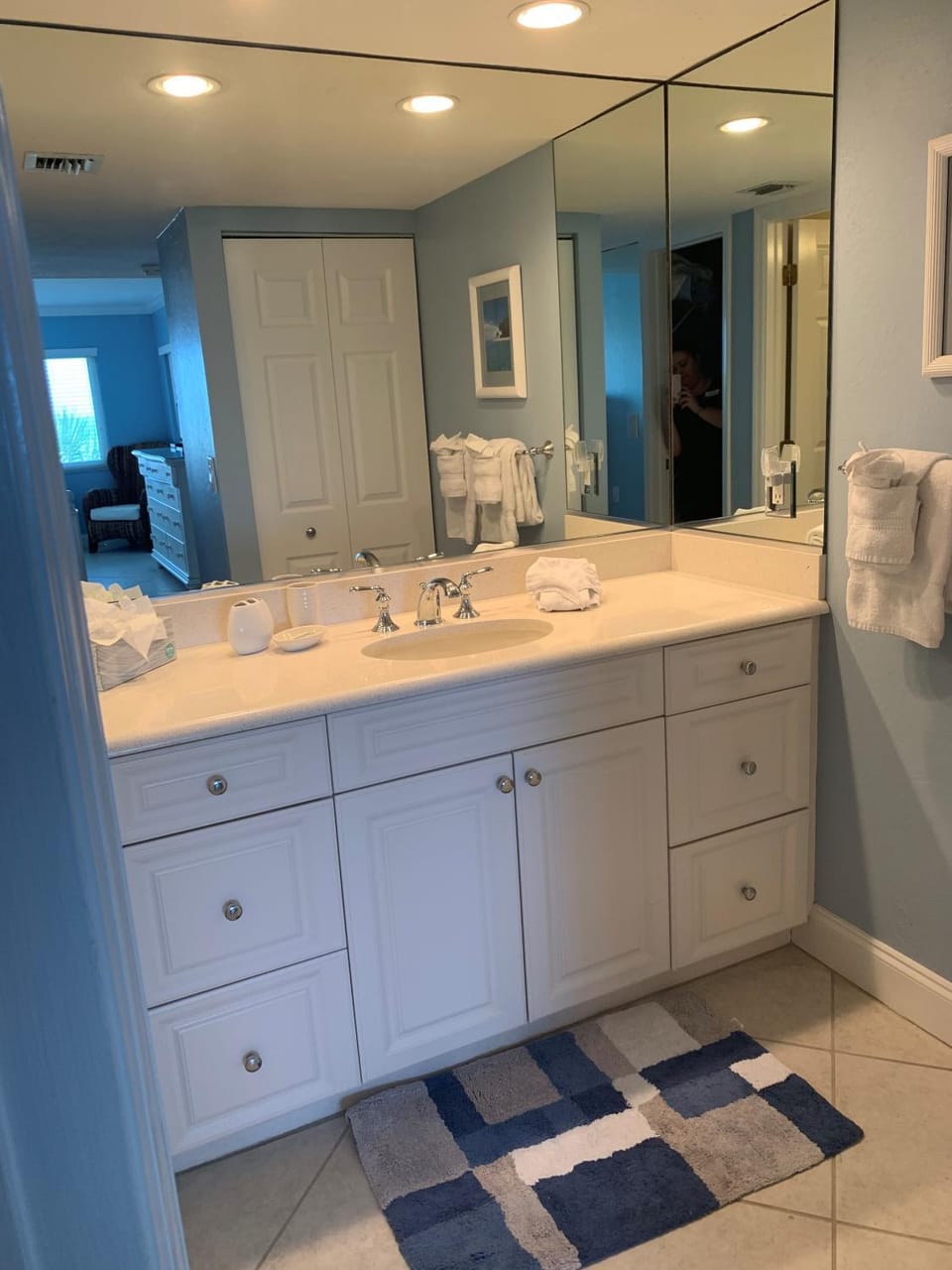 Siesta Dunes 2-404 by Siesta Dunes Apartment in Siesta Beach