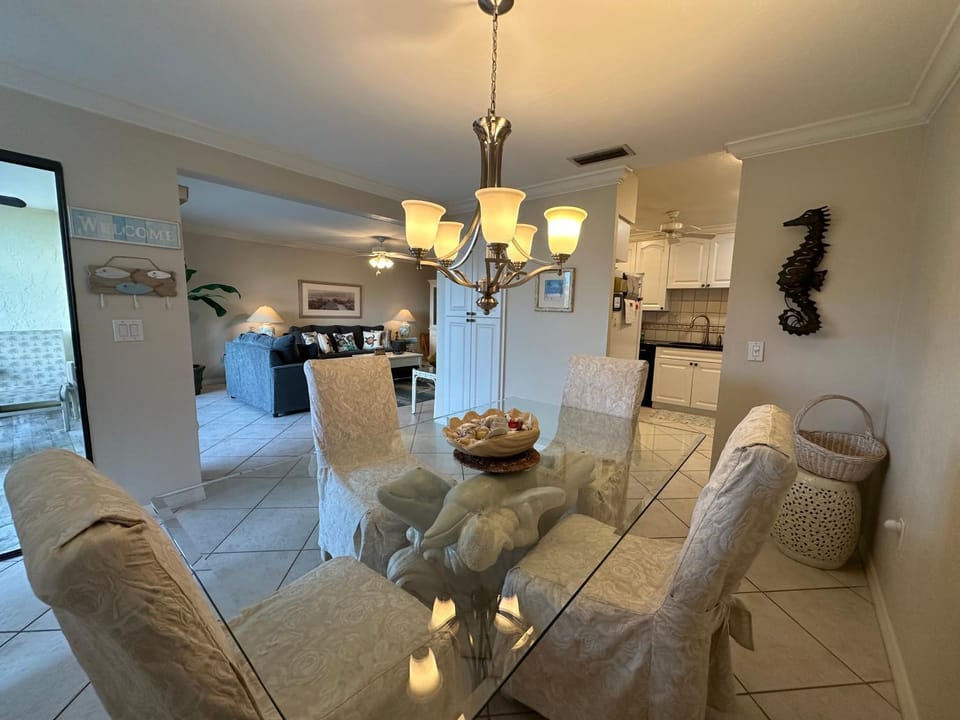 Siesta Dunes 3-22A by Siesta Dunes Apartment in Siesta Beach