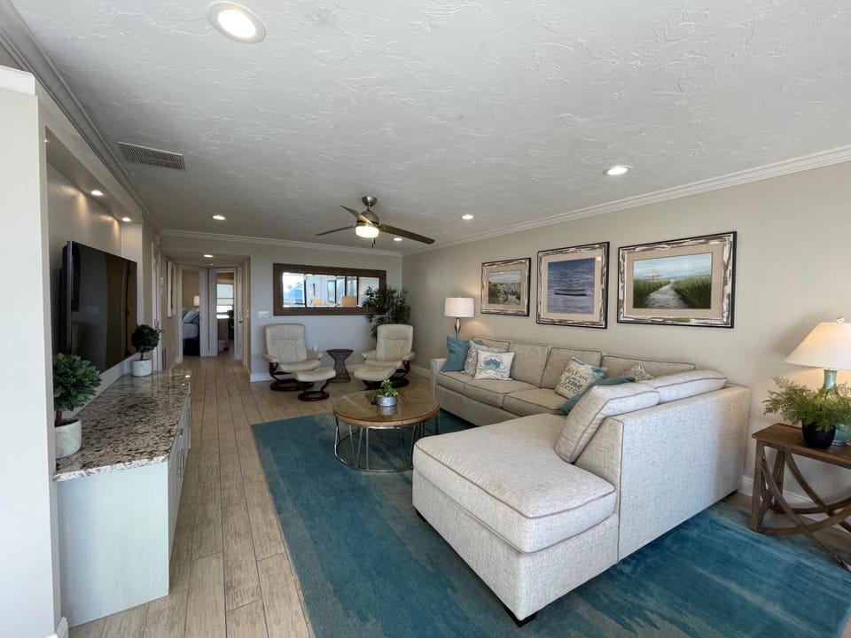 Siesta Dunes 4-16A by Siesta Dunes Apartment in Siesta Beach