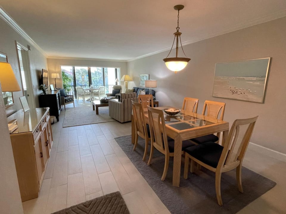 Siesta Dunes 5-203 by Siesta Dunes Apartment in Siesta Beach