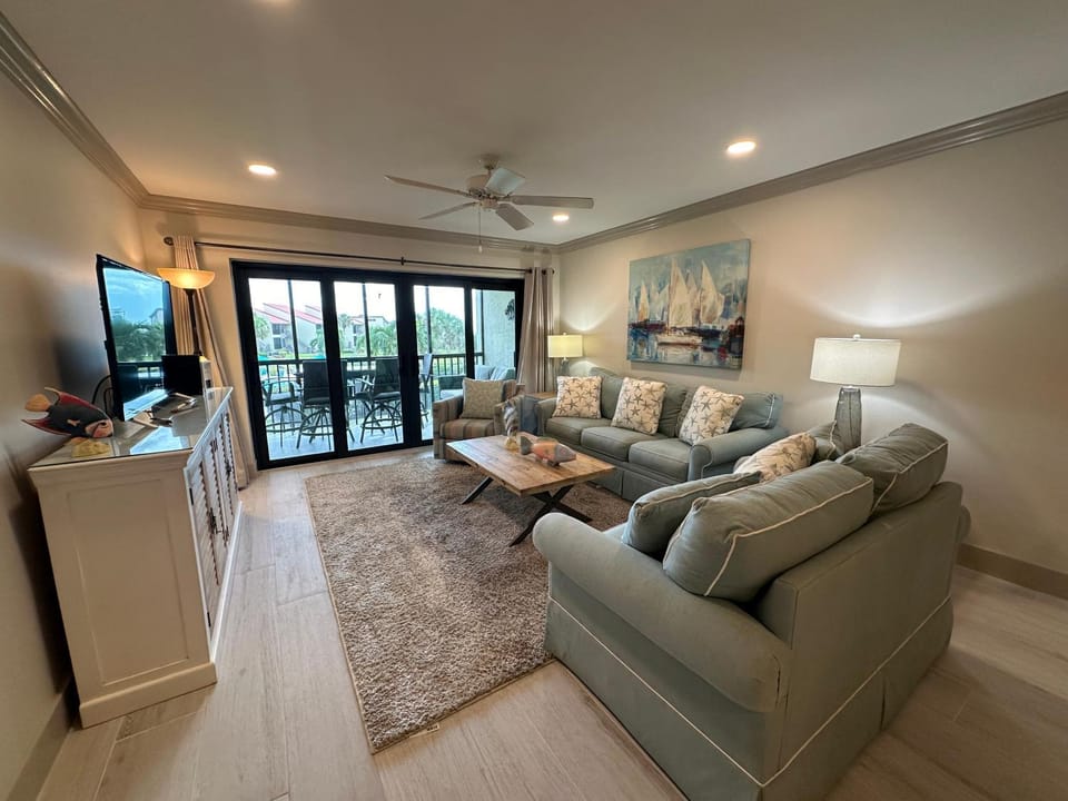 Siesta Dunes 5-205 by Siesta Dunes Apartment in Siesta Beach