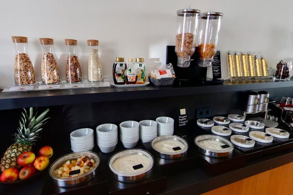 Breakfast, Buffet breakfast