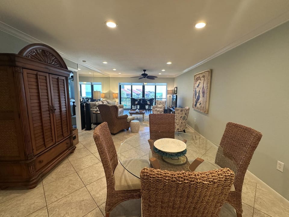 Siesta Dunes 5-307 by Siesta Dunes Apartment in Siesta Beach