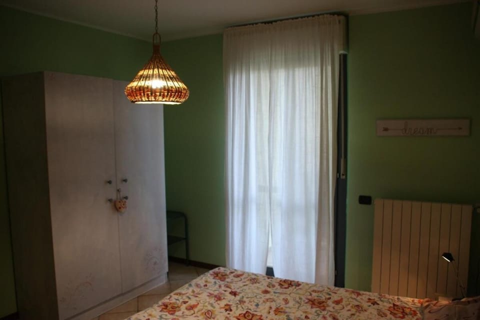 Sotto la Rocca Apartment in Lombardy
