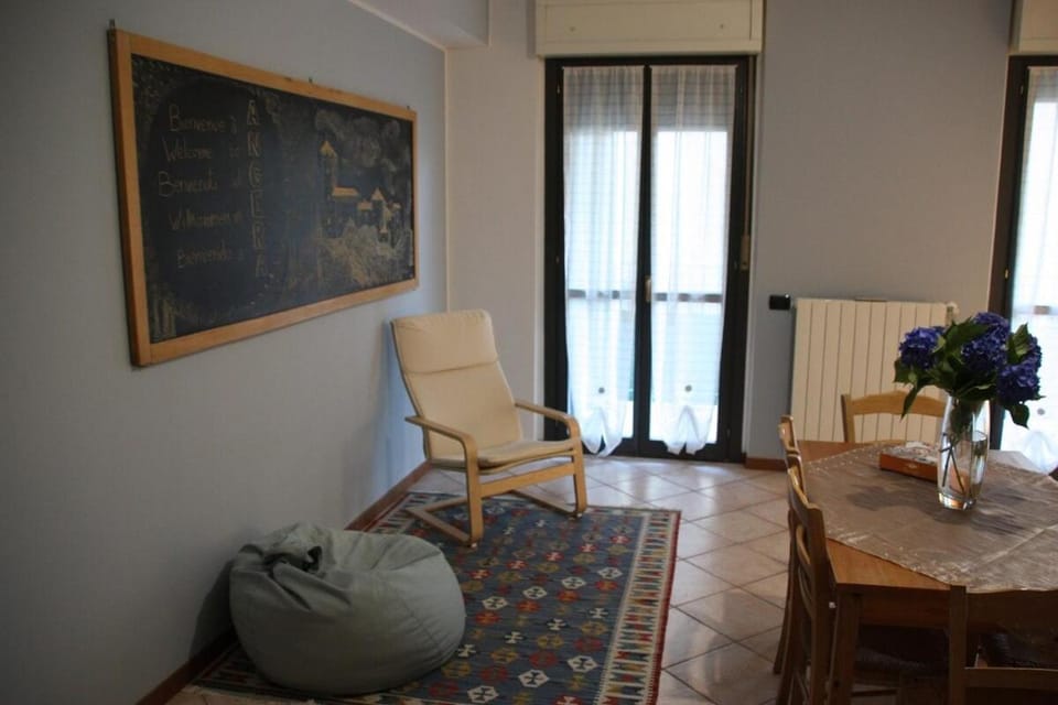 Sotto la Rocca Apartment in Lombardy