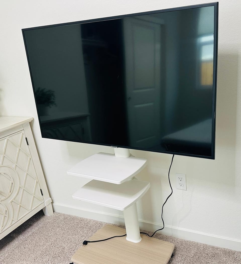 TV and multimedia, Evening entertainment, Bedroom