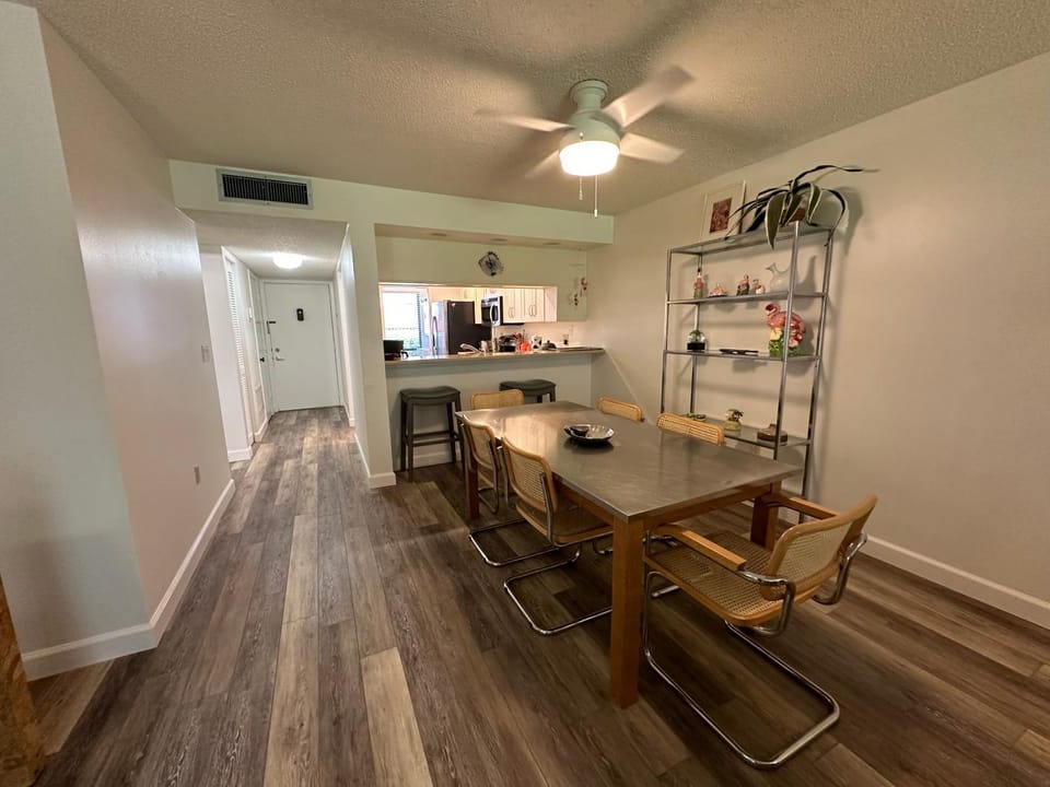 Siesta Dunes 7-102 by Siesta Dunes Apartment in Siesta Beach