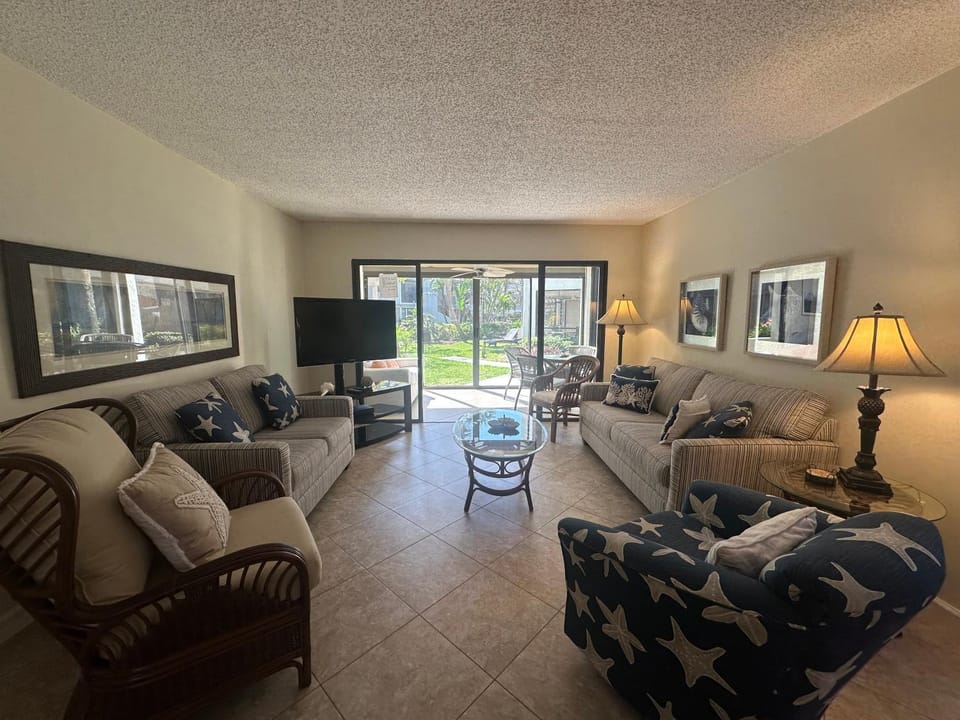 Siesta Dunes 7-103 by Siesta Dunes Apartment in Siesta Beach