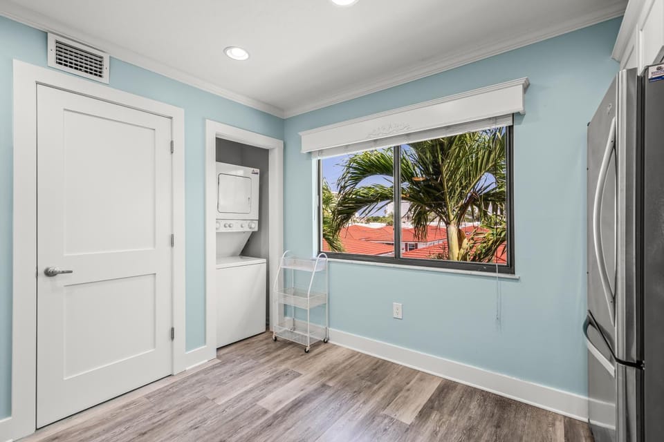 Siesta Dunes 7-201 by Siesta Dunes Apartment in Siesta Beach