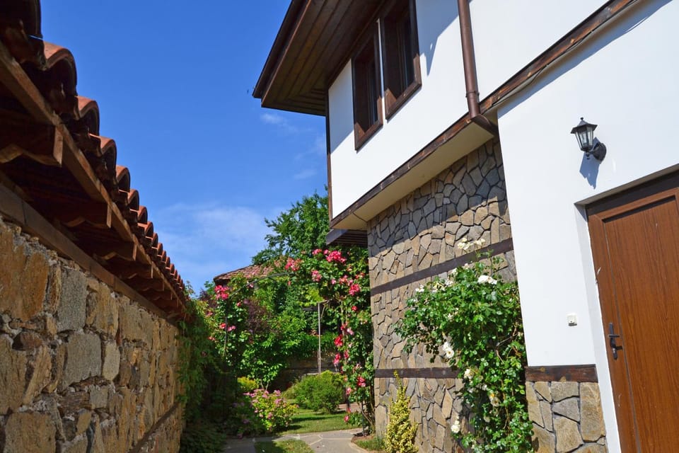 Guest House Stara Planina Bed and Breakfast in Plovdiv Province